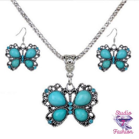 Gorgeous Turquoise Butterfly Necklace and Earring Set - Picture 5 of 5